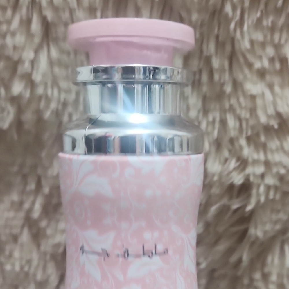 Ara Pink Perfume Bottle - Picture 4 of 5